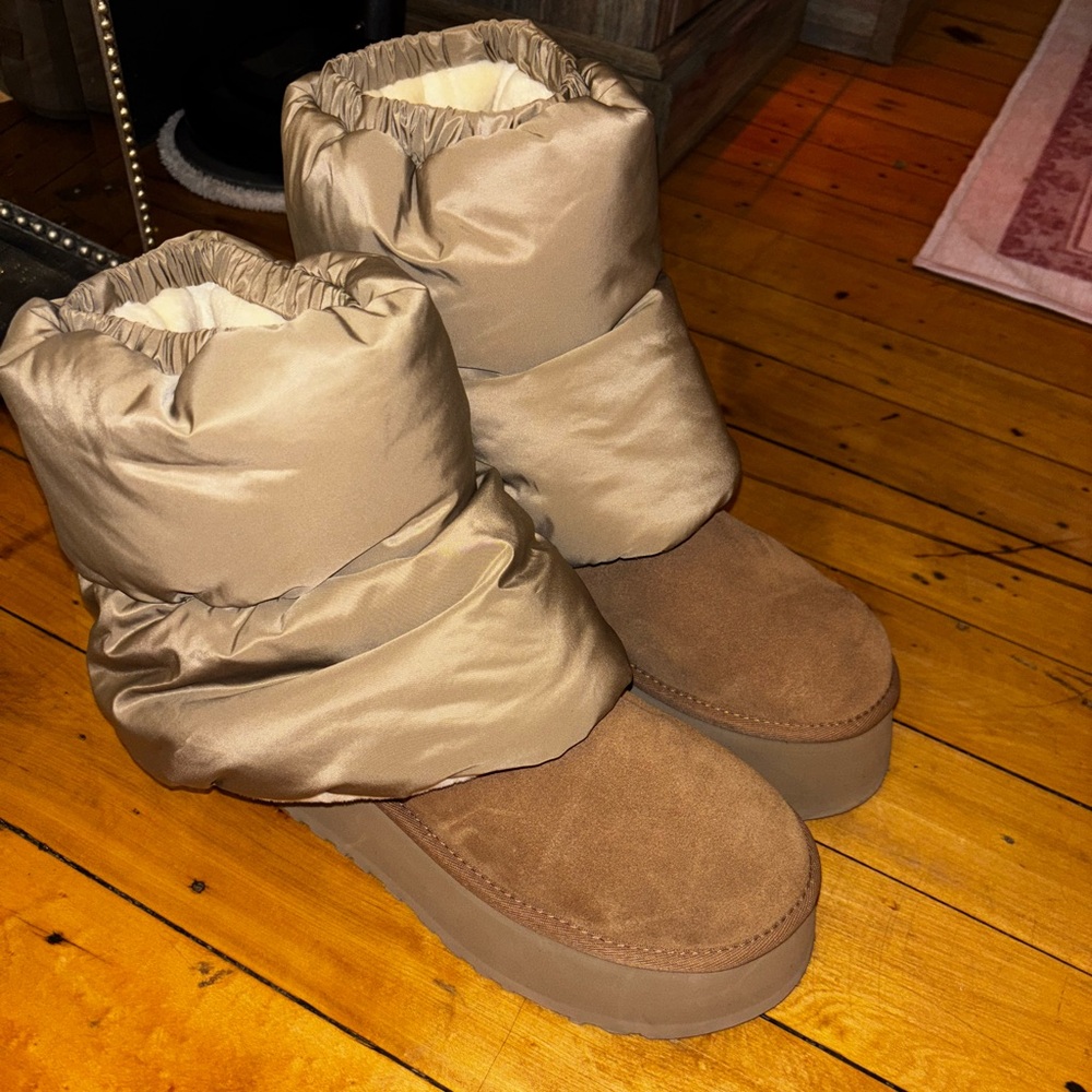 Women's Fluffy Brown Uggs